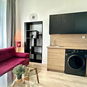 https://studio-majkowskiego-gdansk.sopothotels.com
